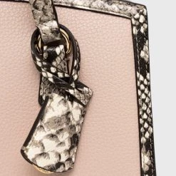 Γυναικεία Τσάντες χιαστί Δερμάτινη τσάντα MICHAEL Michael Kors ροζ -Michael Kors Εκπτώσεις unnamed file 1309