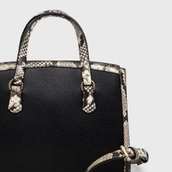 Γυναικεία Τσάντες χιαστί Δερμάτινη τσάντα MICHAEL Michael Kors μαύρο -Michael Kors Εκπτώσεις unnamed file 1320