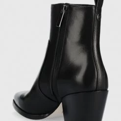 Γυναικεία Μποτάκια Δερμάτινες καουμπόικες μπότες MICHAEL Michael Kors Harlow χρώμα: μαύρο -Michael Kors Εκπτώσεις unnamed file 1521