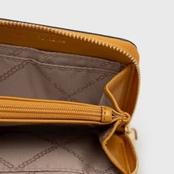 Γυναικεία Πορτοφόλια Δερμάτινο πορτοφόλι MICHAEL Michael Kors χρώμα: κίτρινο -Michael Kors Εκπτώσεις unnamed file 2911