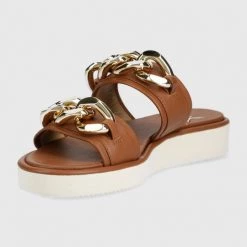 Γυναικεία Σαγιονάρες Δερμάτινες παντόφλες MICHAEL Michael Kors Scarlett Double Band χρώμα: καφέ -Michael Kors Εκπτώσεις unnamed file 3940