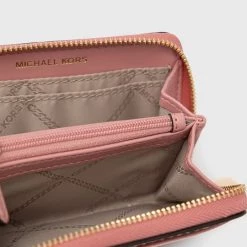 Γυναικεία Πορτοφόλια Δερμάτινο πορτοφόλι MICHAEL Michael Kors χρώμα: ροζ -Michael Kors Εκπτώσεις unnamed file 3985